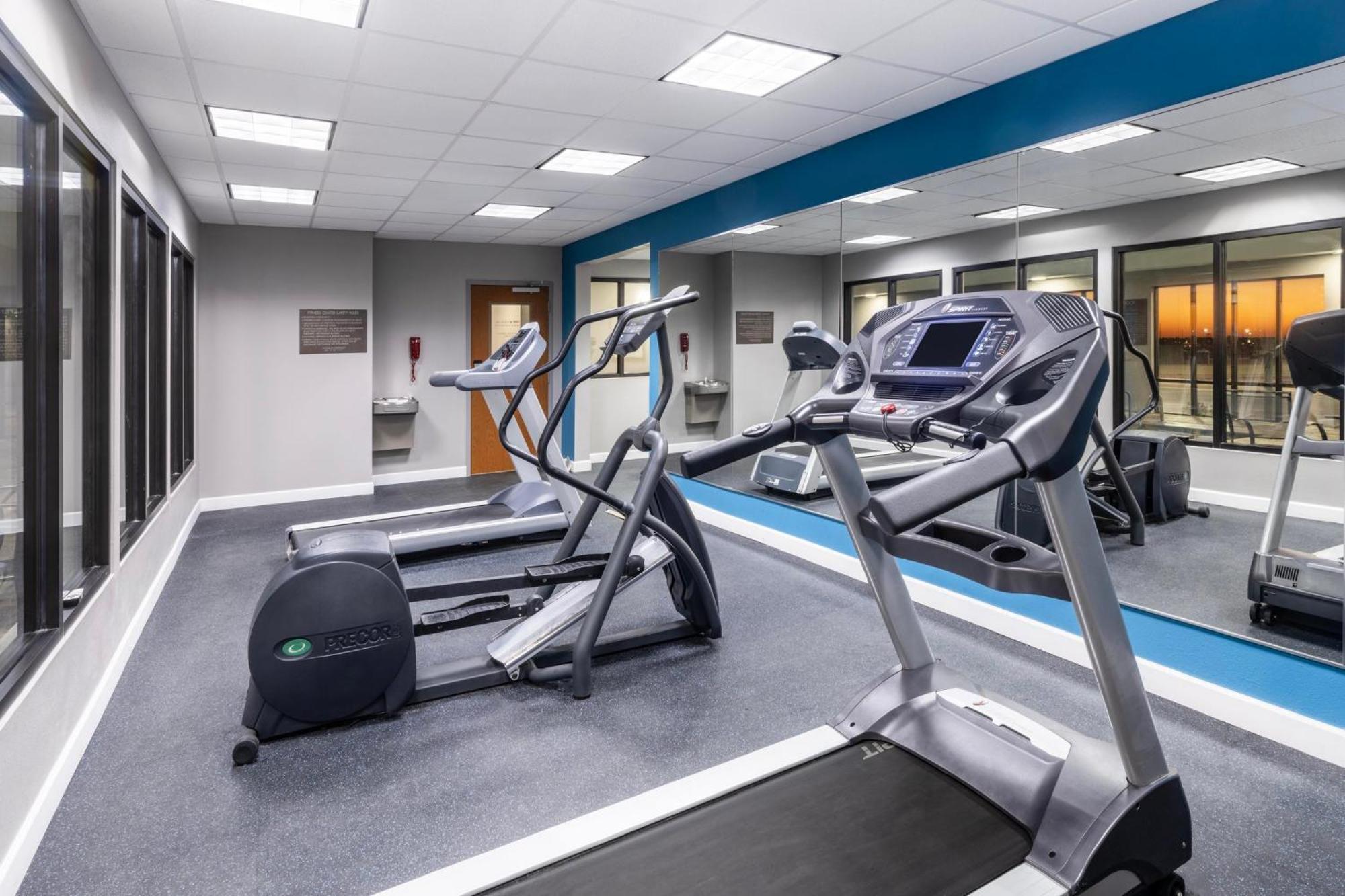 Garner Hotel Virginia Beach North By Ihg Buitenkant foto